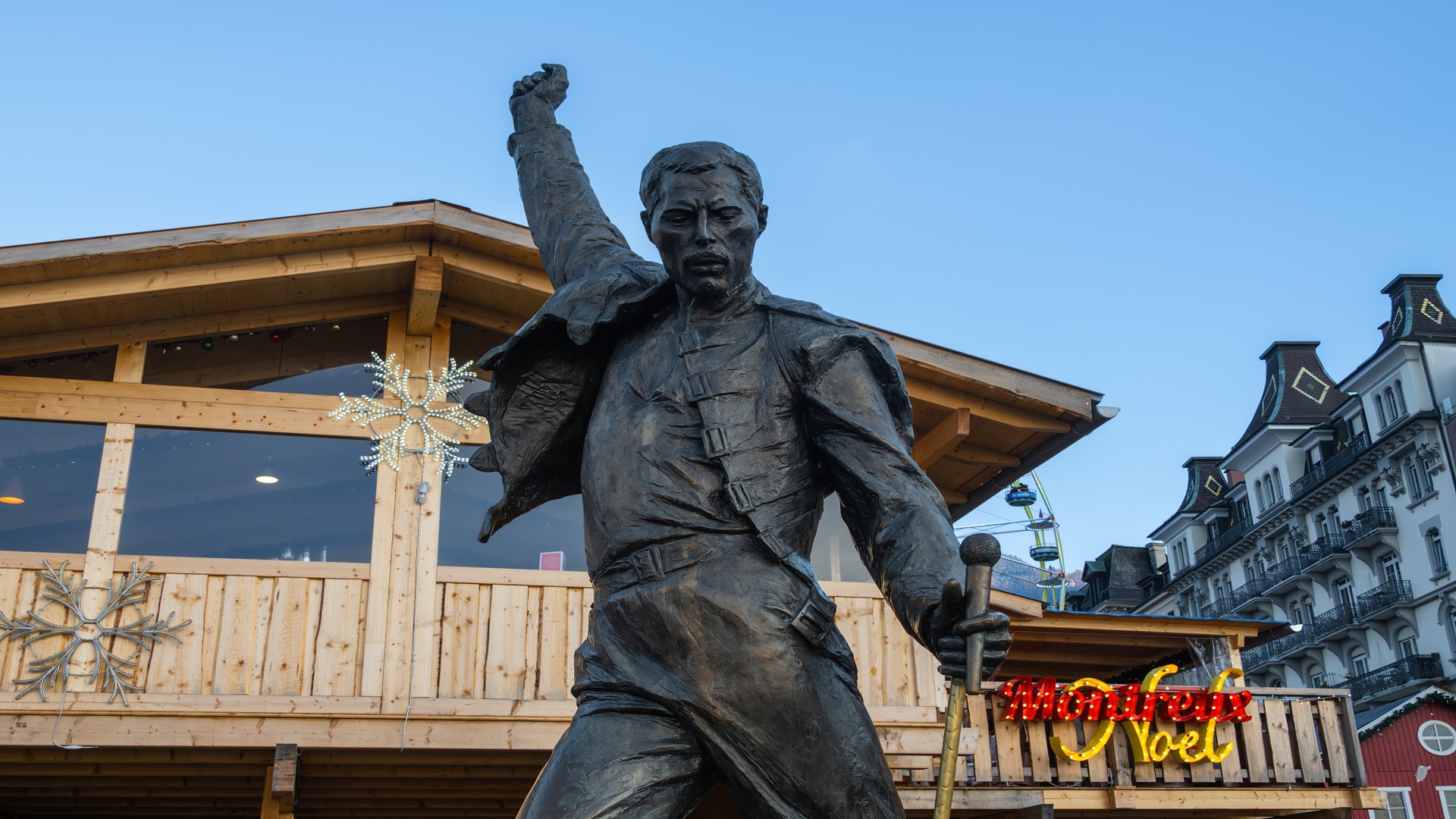 product-11d/8n-leisure-switzerland-theme-park-&-schilthron-piz-gloria-banner