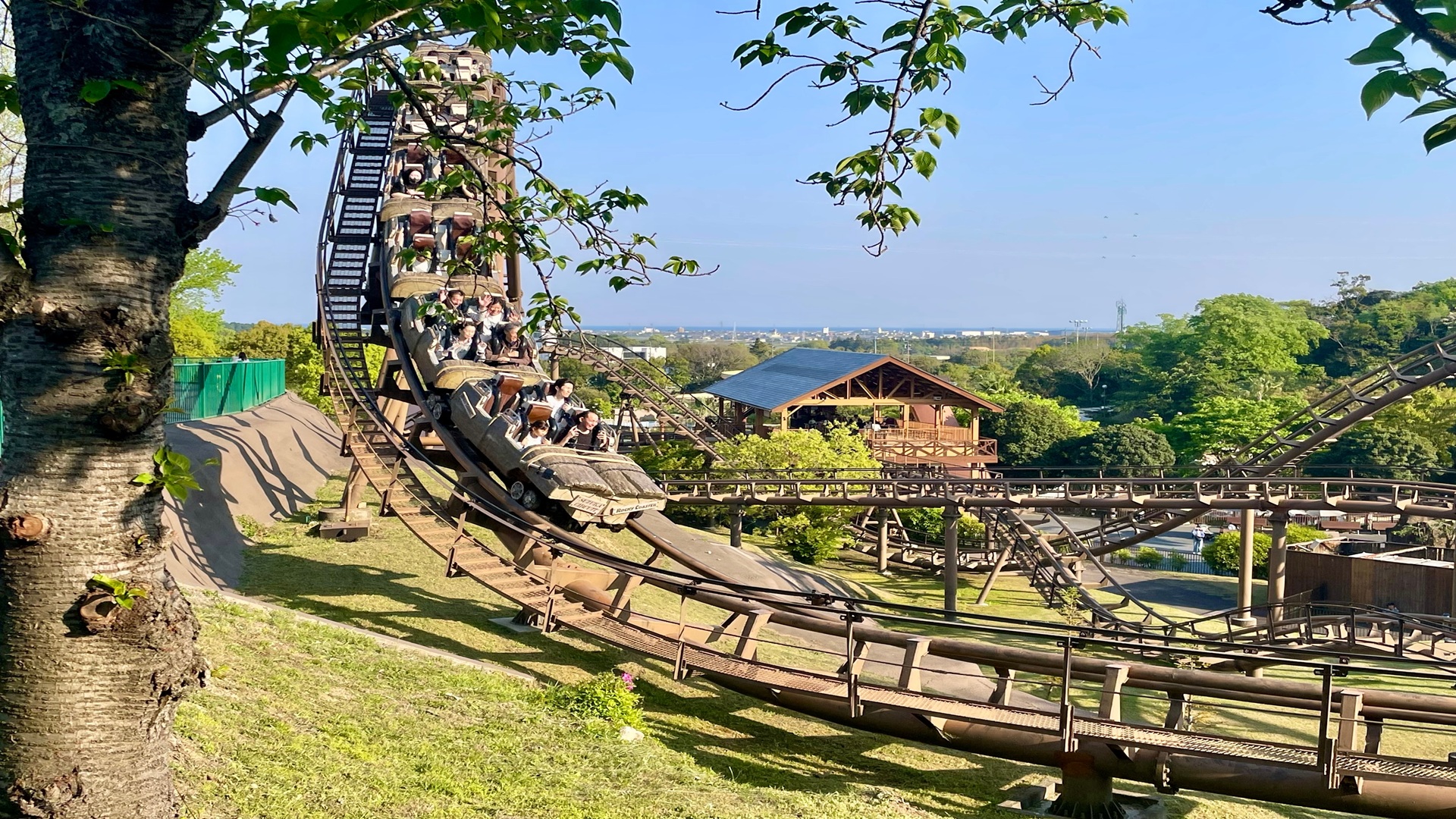 product-8d/6n-wita-special-japan-4-theme-parks-&-osaka-aquarium-banner