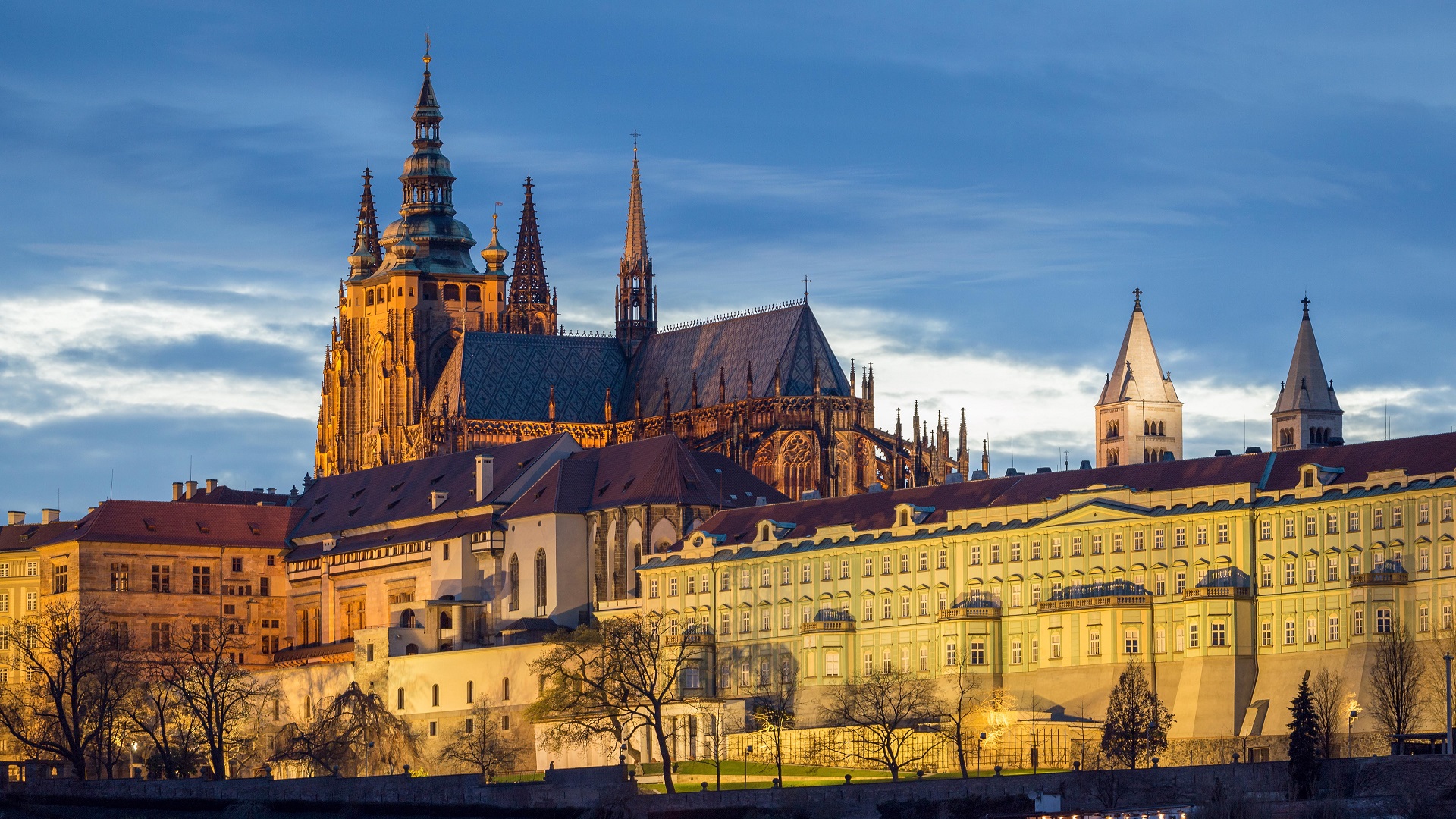 product-10d/7n-rotama-east-europe-hallstatt-&-prague-by-ek-banner