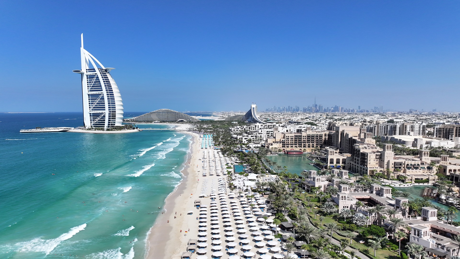 product-6d/4n-rotama-dubai,-abu-dhabi-&-desert-safari-banner