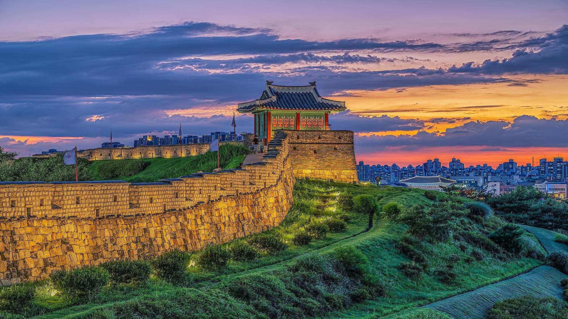 product-8d/6n-leisure-korea-busan-jeonju-&-hwaseong-fortress-banner