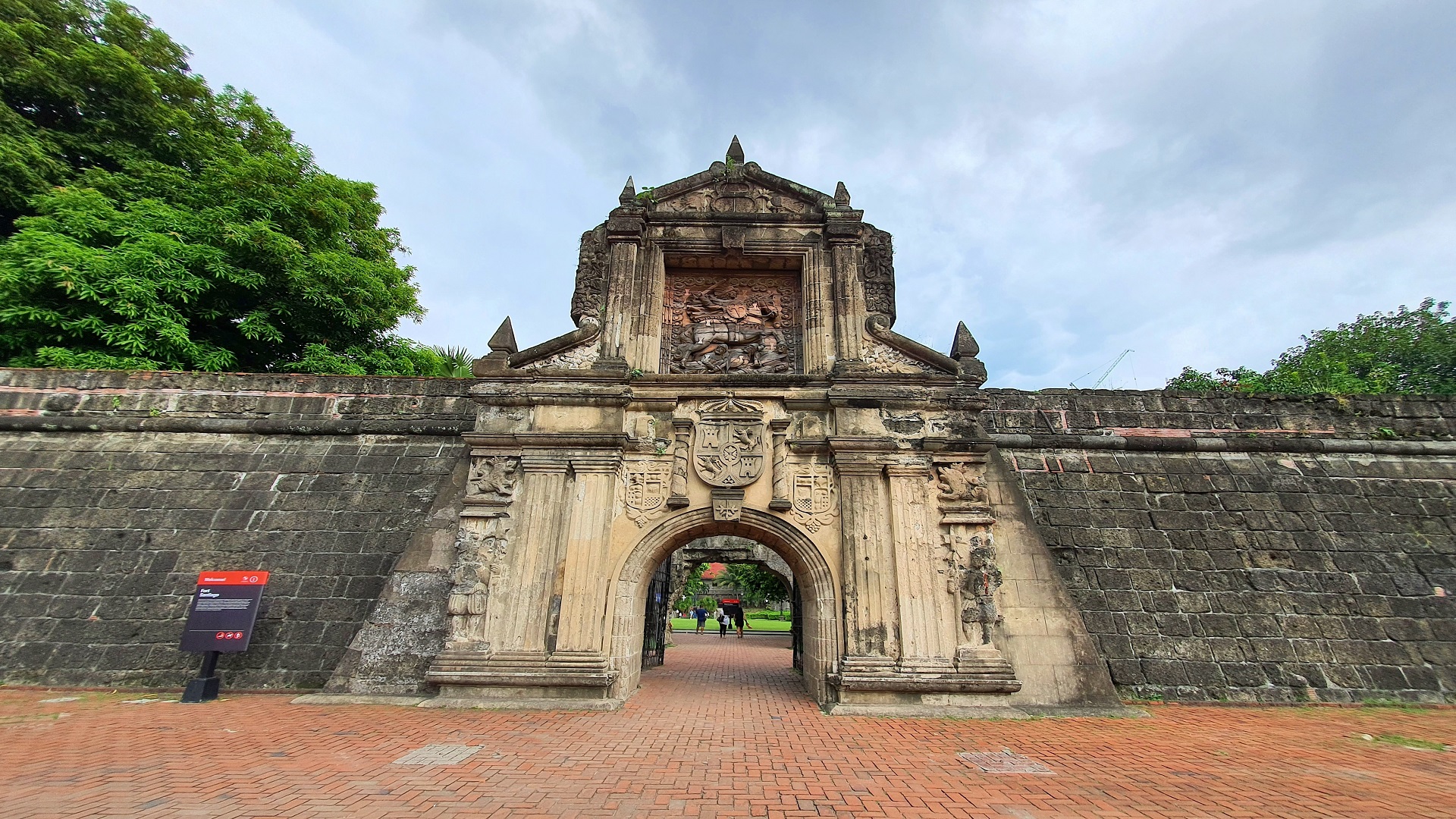 product-5d/4n-manila-tour-package-banner